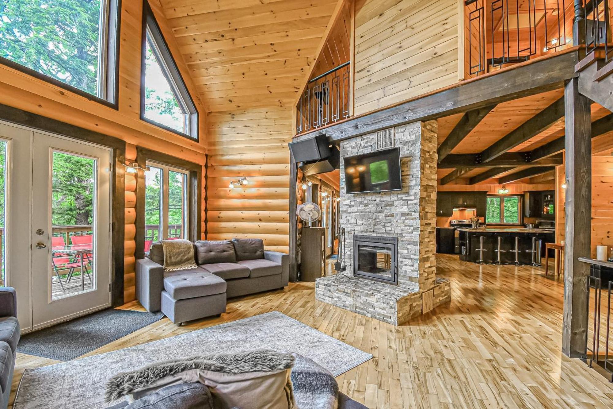 Brown Bear Lodge Brownsburg Extérieur photo